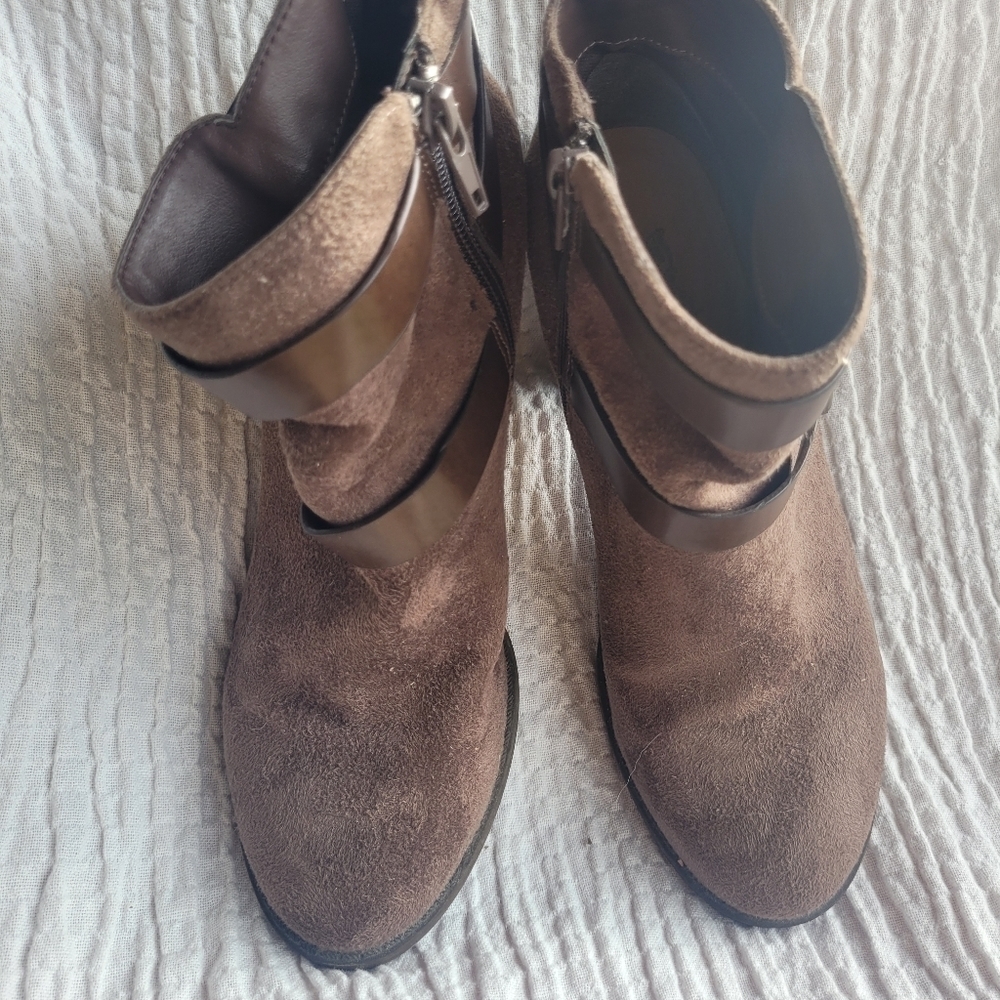 Coach and Four Liza heeled ankle boots- 7 - Picture 3 of 6